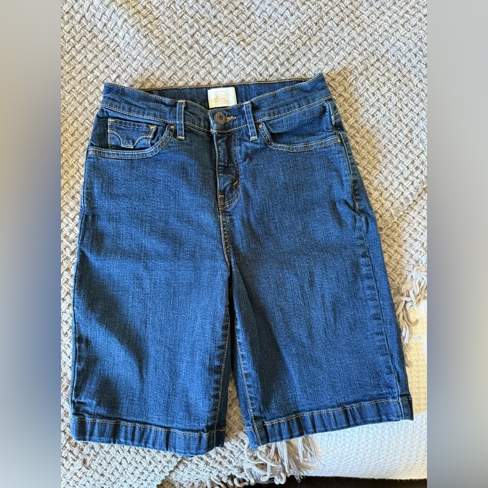 Levi's 512 Perfectly Slimming Denim